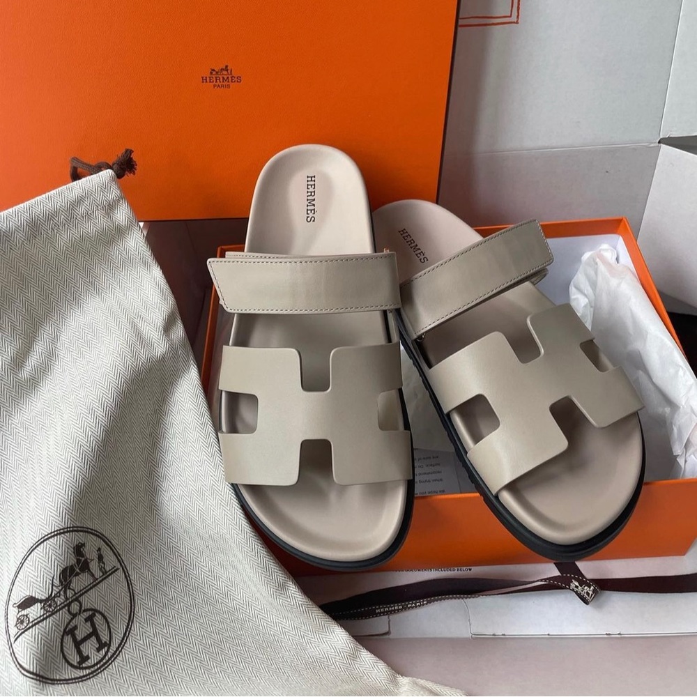 Sold 💚Bnib Chypre beige mystic